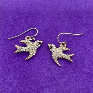 💛 Y2K Gold Crystal Bird Earrings